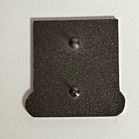 Sesame Street x KAWS Hat Pin Pins Streetwear Hats Bag Fitted New Era Mashup Elmo - Picture 6 of 8